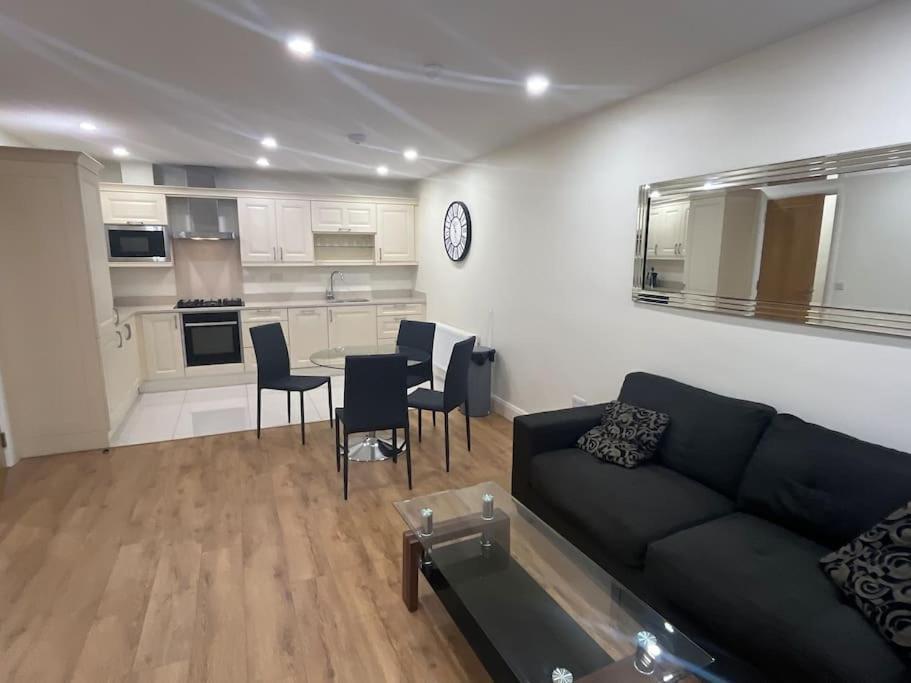 דבלין City Beach Gem 5 Adult Spaces Plus Child מראה חיצוני תמונה